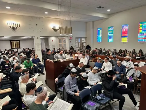 purim at cmdm